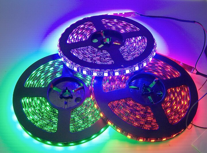 Warm White LED Strip Light (5 Meter Roll)